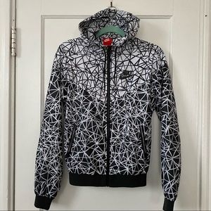 Nike geometric windrunner jacket